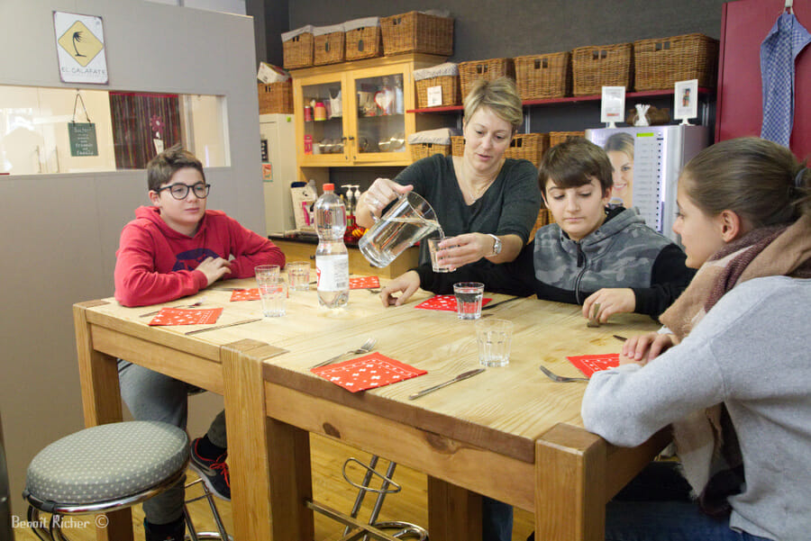 Dîner en famille au Petit Baroudeur